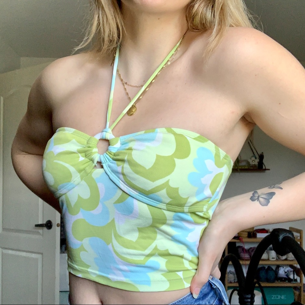 Cutest vintage Esprit swim top. Halter neck, size small. Great condition!